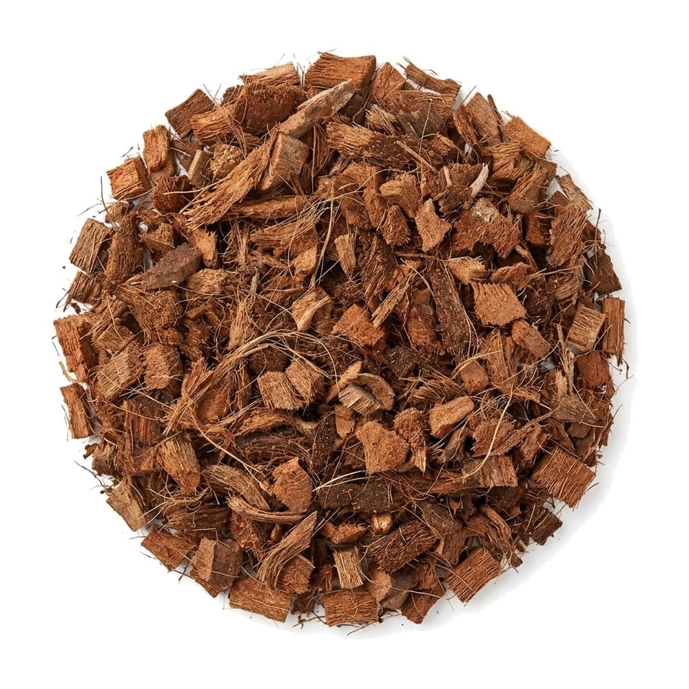 Pile of chunky coconut coir pith chips